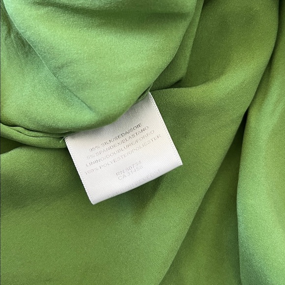 Y2K Women’s Green Silk Sleeveless Smocked Boho Peasant Tank Blouse Fits Like S/M - Picture 4 of 5